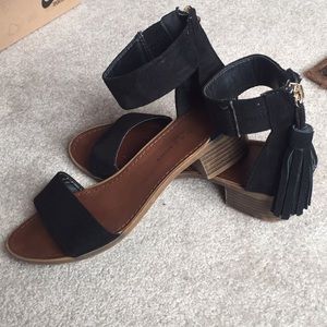 Wedge sandals
